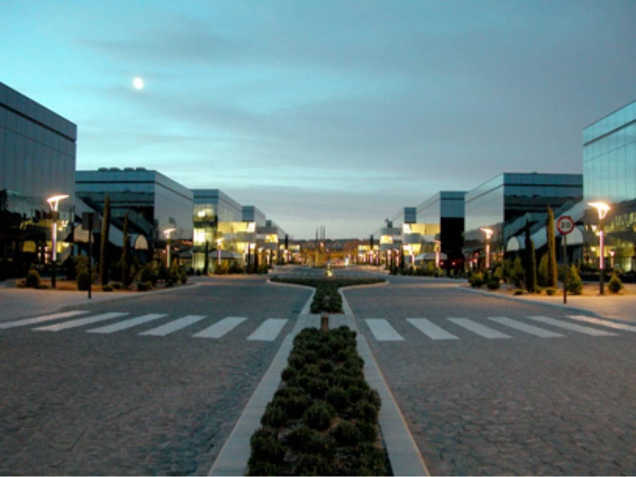 Kontor til leje i Pozuelo de Alarcon - € 16.456 (Ref: 5682283)