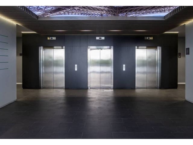 Kontor att hyra i Valdefuentes, Madrid stad - 9 394 € (Ref: 5710312)