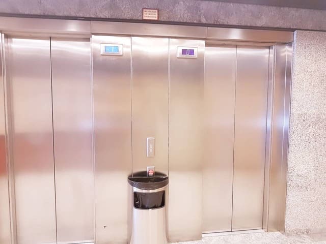 Biuro do wynajęcia w Pozuelo de Alarcón z garażem - 5 661 € (Ref: 5885259)