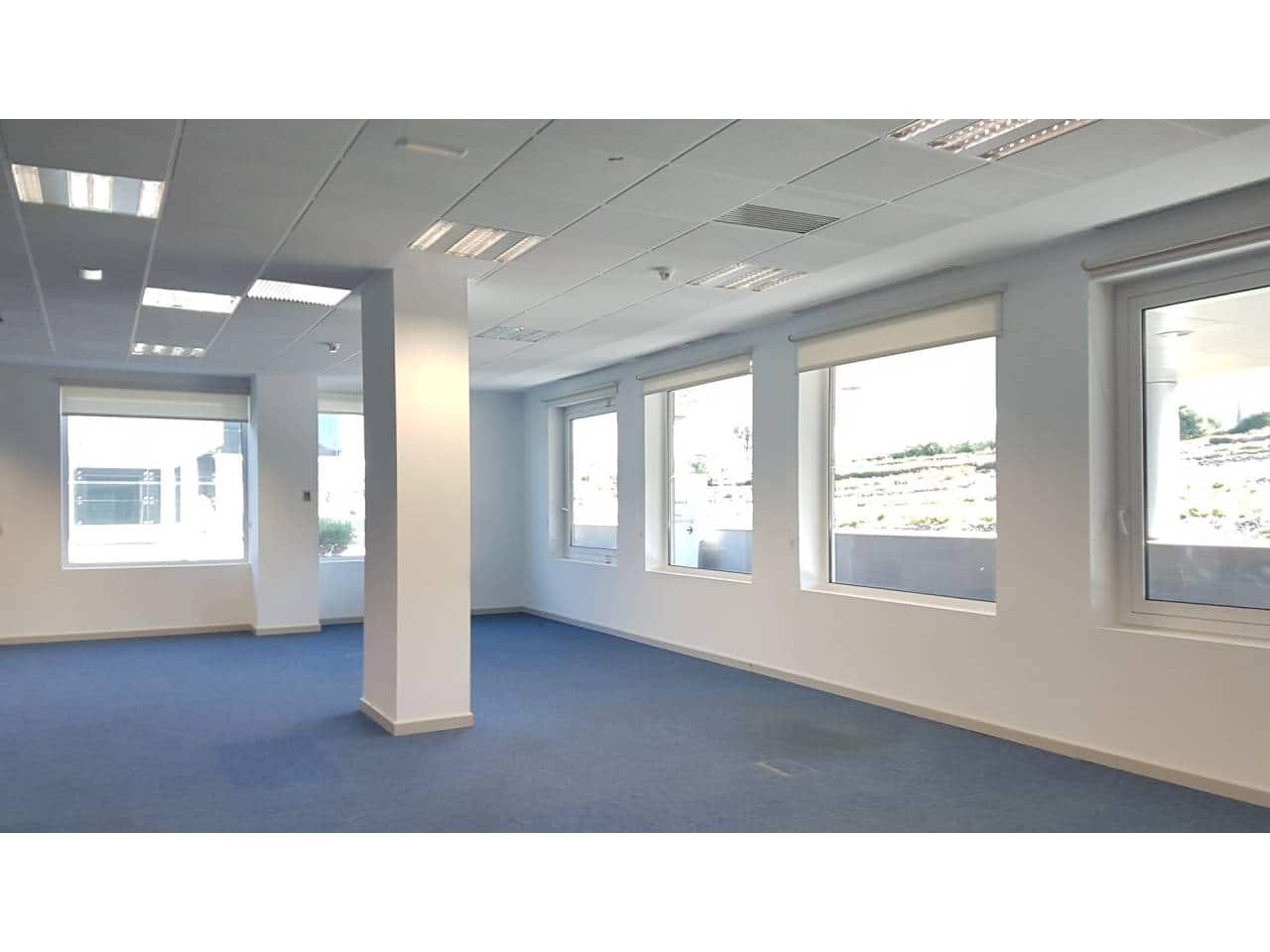 Toimisto vuokrattavana paikassa Las Rozas de Madrid mukana 
autotalli - 11 925 € (Ref: 5885260)