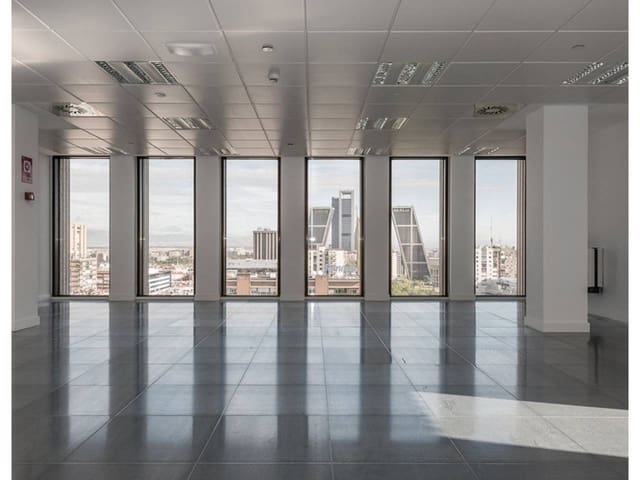 Biuro do wynajęcia w Justicia, Miasto Madryt - 83 700 € (Ref: 6408262)