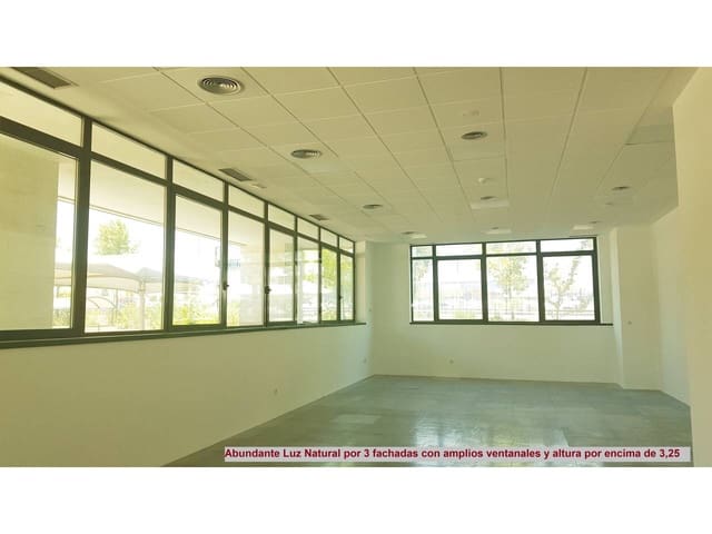Office for rent in Aeropuerto, Madrid city with garage - € 2,176 (Ref: 7143772)