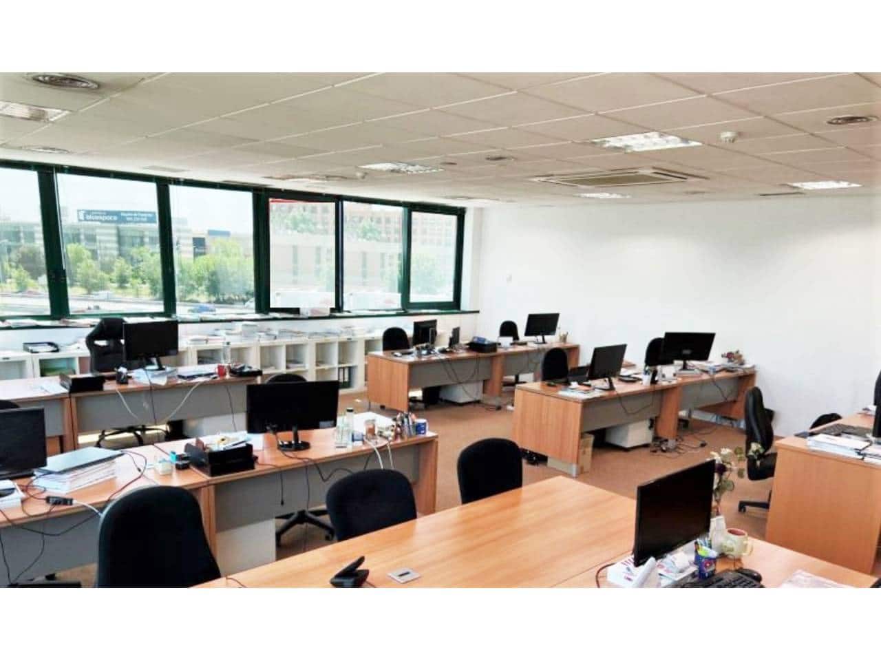 Office for rent in Madrid city with garage - € 1,570 (Ref: 7143773)