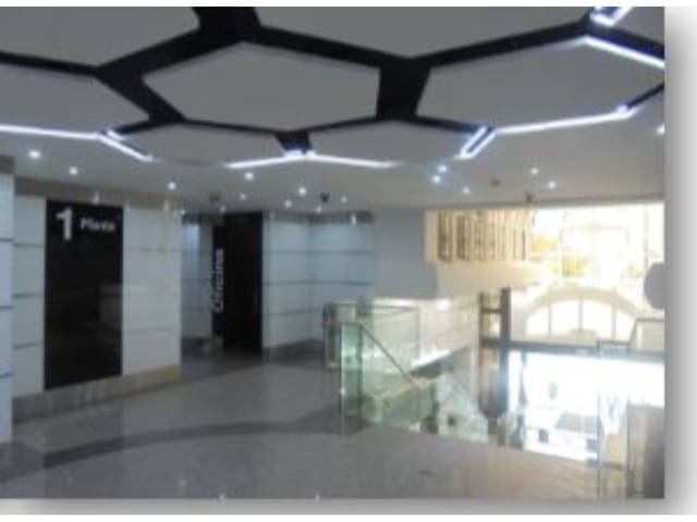 Office for rent in Aeropuerto, Madrid city with garage - € 30,000 (Ref: 7166698)