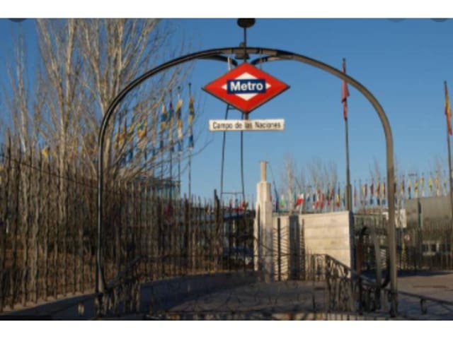 Office for rent in Aeropuerto, Madrid city with garage - € 30,000 (Ref: 7166698)