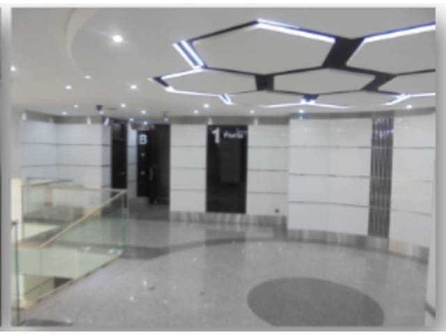 Office for rent in Aeropuerto, Madrid city with garage - € 30,000 (Ref: 7166698)