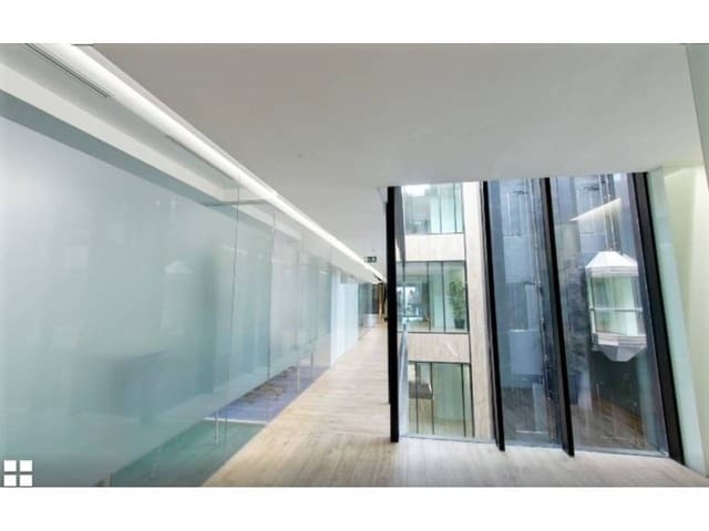 Office for rent in Tetuán, Madrid city with garage - € 109,867 (Ref: 7226585)