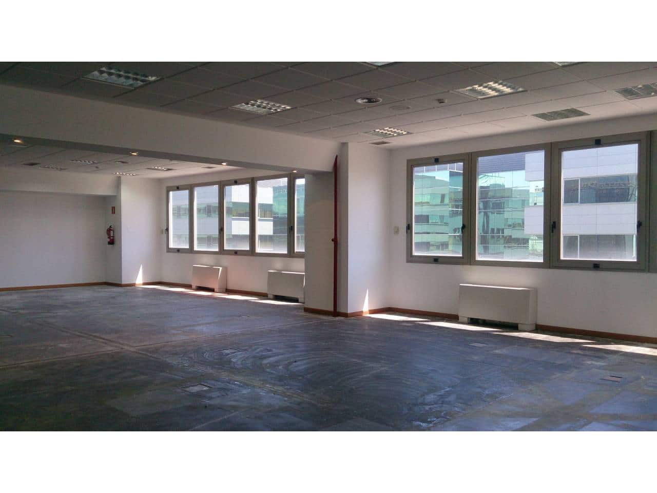 Kontor til leje i Madrid by med garage - € 4.875 (Ref: 7332929)