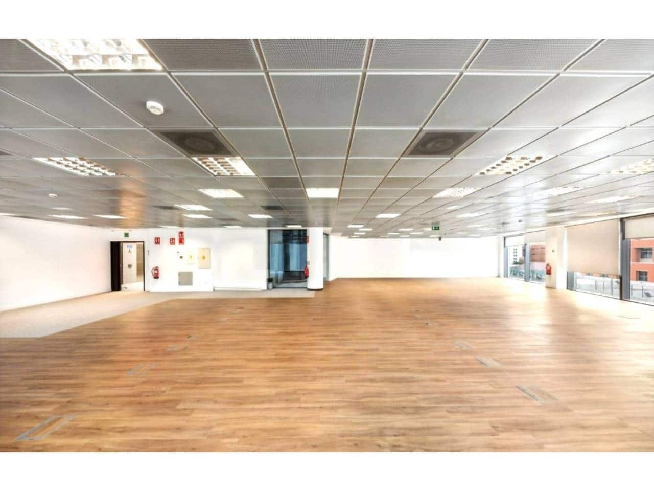 Ufficio da affittare in Madrid citta con garage - 3.822 € (Rif: 7332930)