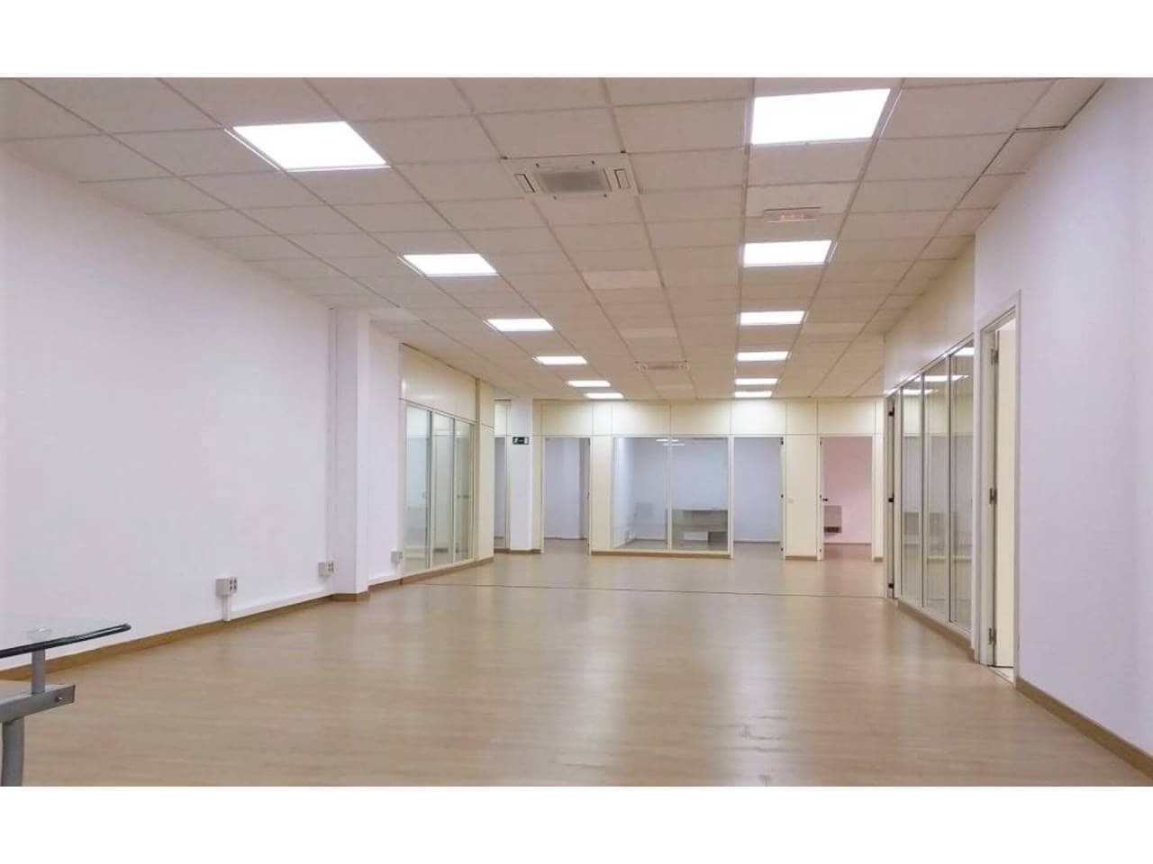 Bureau à louer à Alcobendas avec garage - 4 400 € (Ref: 7402881)