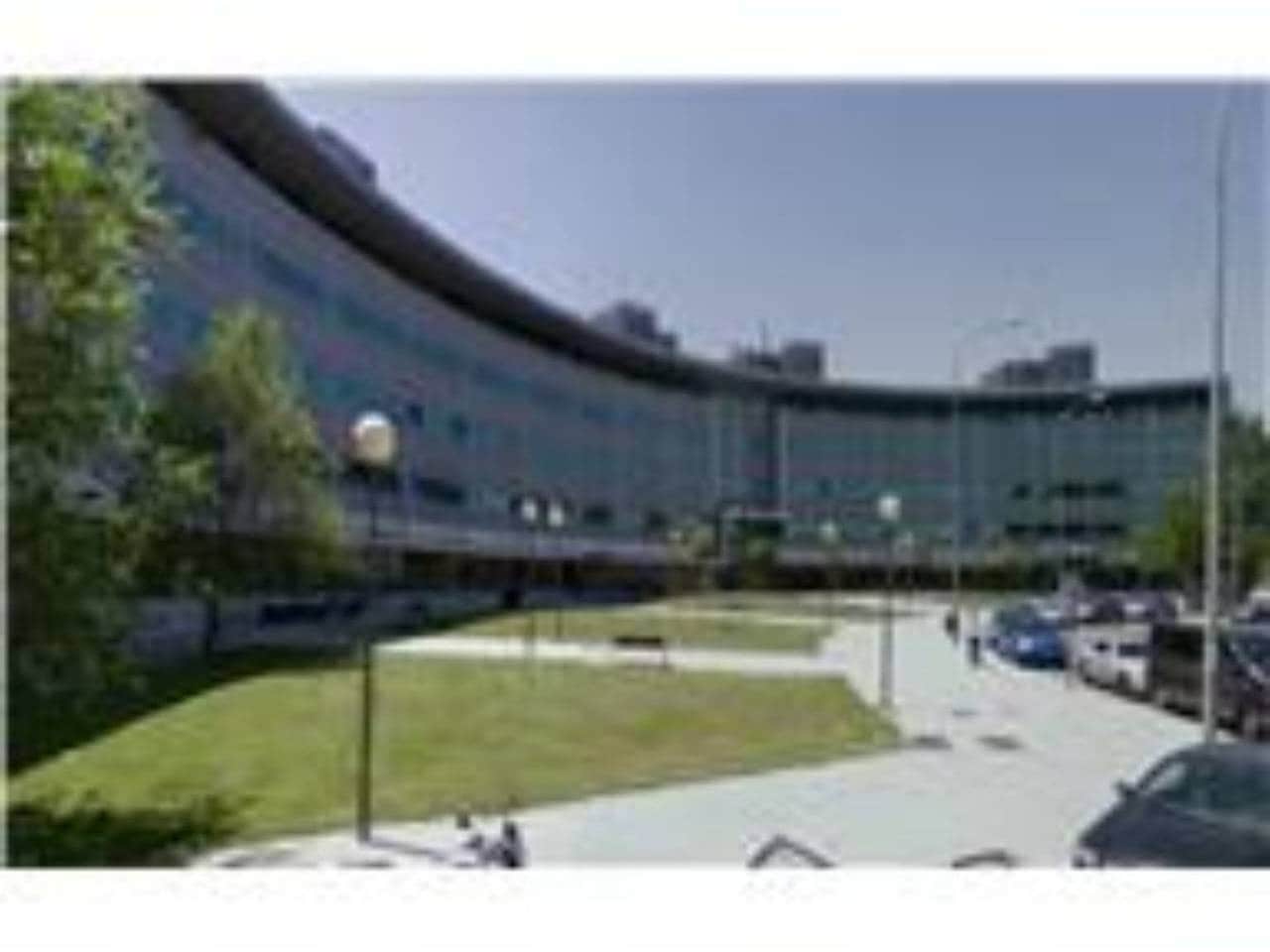 Ufficio da affittare in Tres Cantos con garage - 4.599 € (Rif: 7418957)