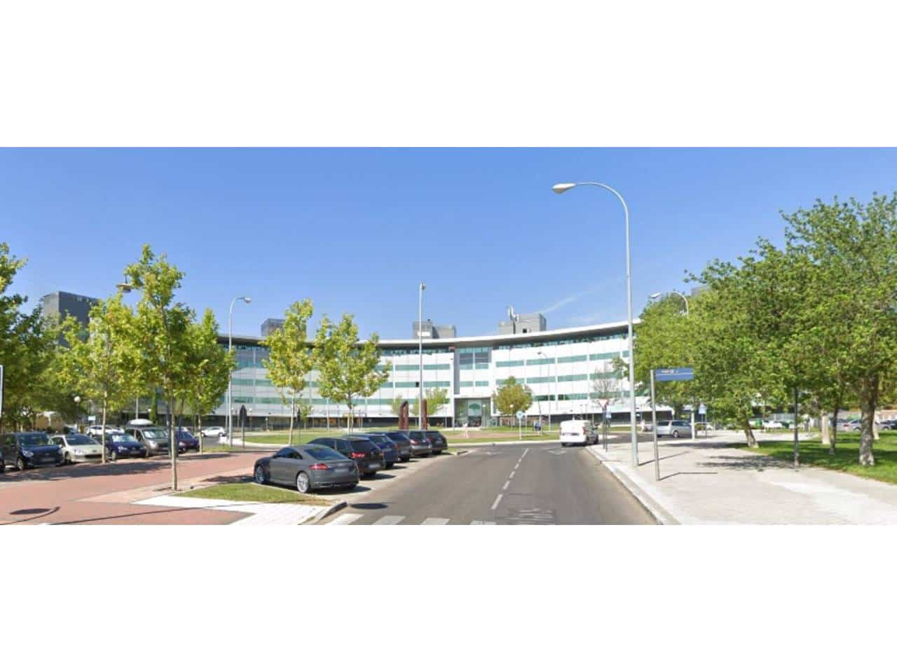 Ufficio da affittare in Tres Cantos con garage - 4.599 € (Rif: 7418957)