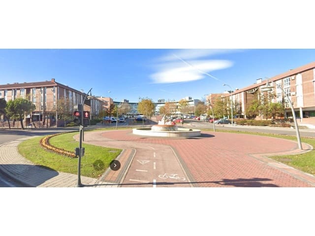 Kantoor te huur in Tres Cantos met garage - € 2.244 (Ref: 7418961)