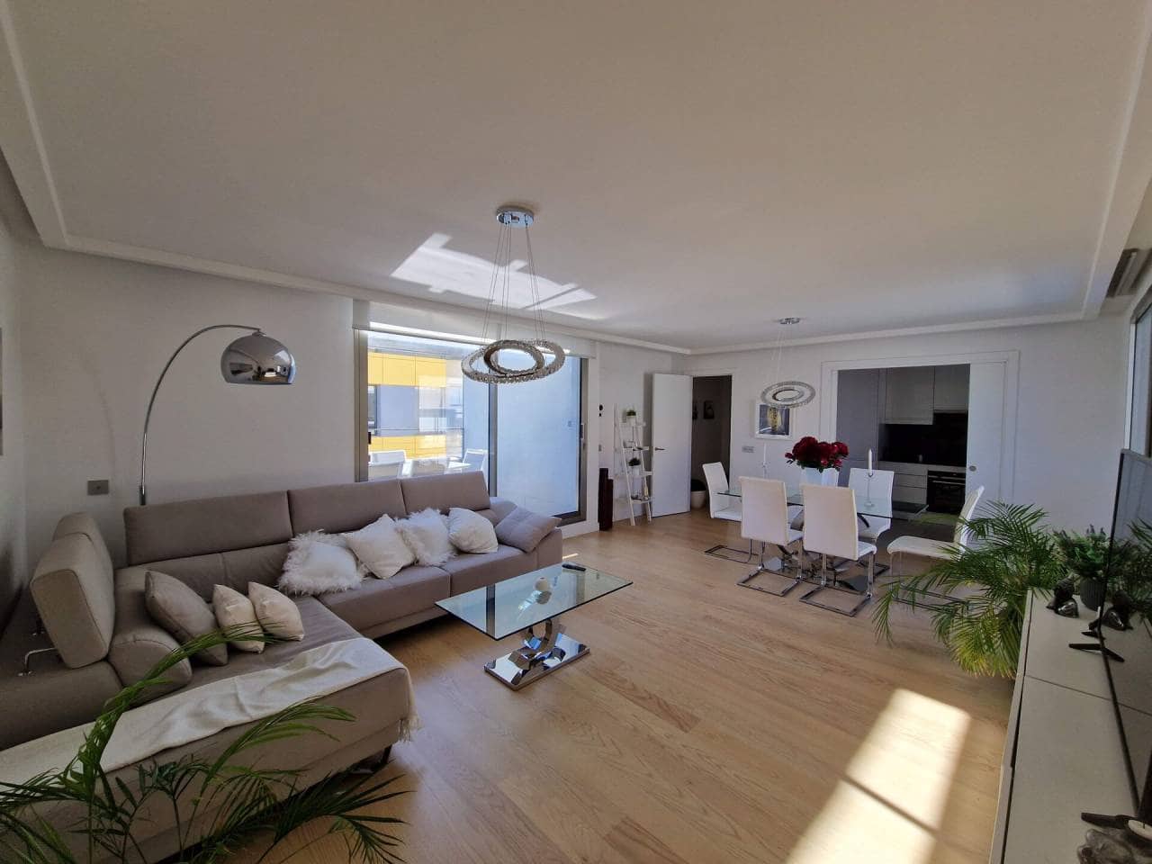 3 camera da letto Appartamento da affittare in Madrid citta con piscina garage - 3.300 € (Rif: 7425522)