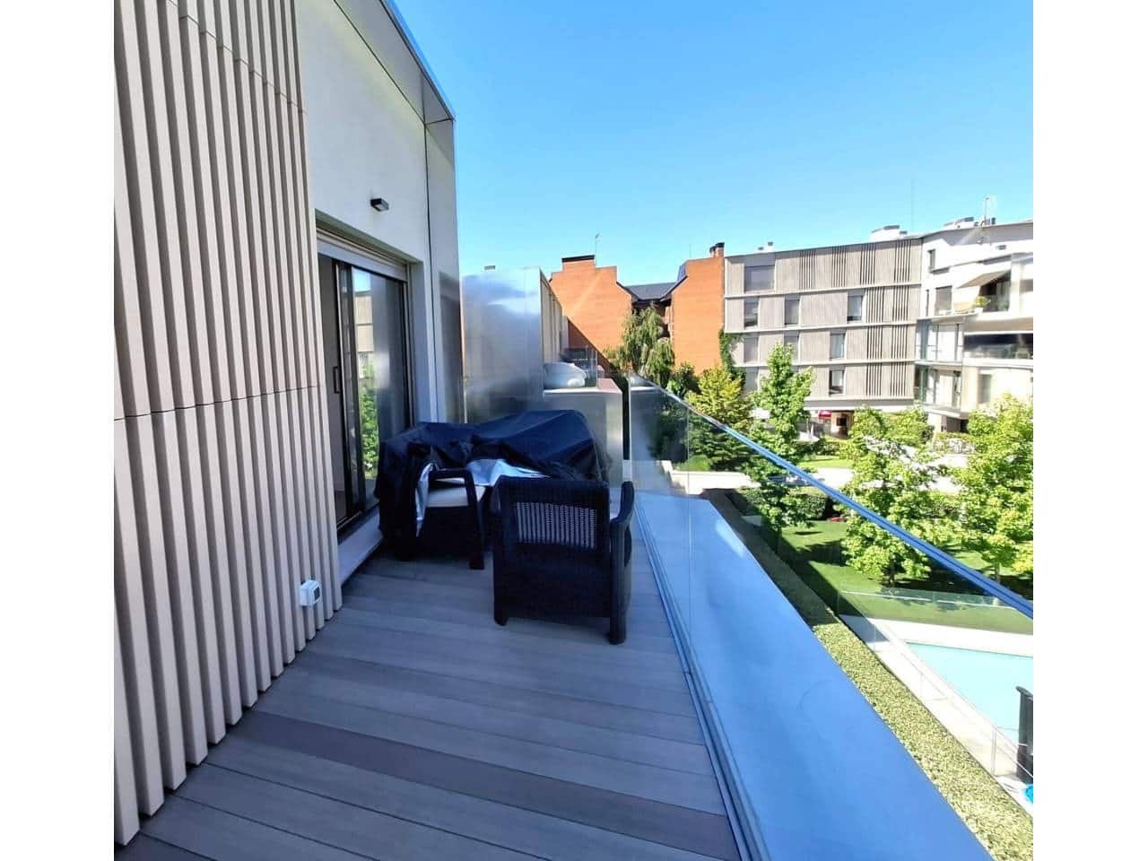 3 makuuhuone Asunto vuokrattavana paikassa Madrid kaupunki mukana uima-altaan 
autotalli - 3 300 € (Ref: 7425522)