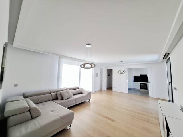 3 soverom Leilighet til leie i Madrid by med svømmebasseng garasje - € 3 300 (Ref: 7425522)