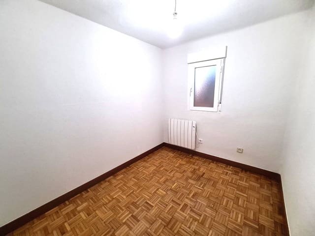 2 quarto Apartamento para arrendar em Madrid cidade - 1 100 € (Ref: 7516132)