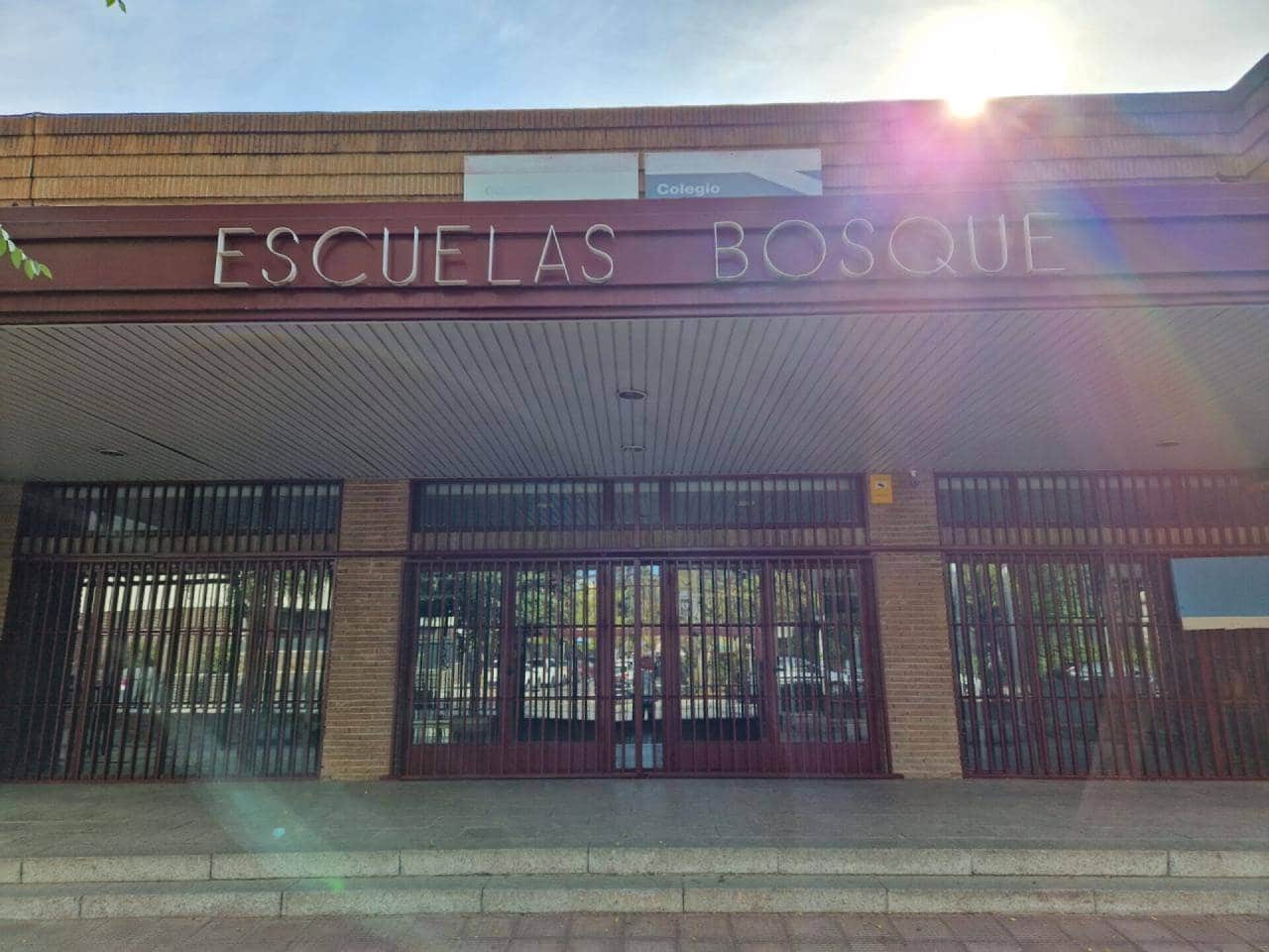 2 quarto Apartamento para arrendar em Madrid cidade - 1 100 € (Ref: 7516132)