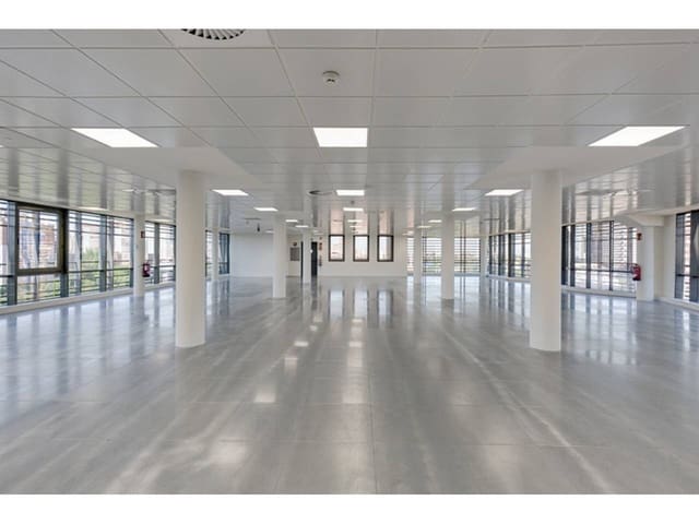 Kontor att hyra i Atalaya, Madrid stad med garage - 28 305 € (Ref: 7601791)