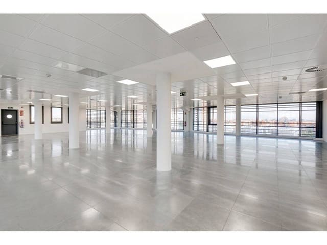 Kontor att hyra i Atalaya, Madrid stad med garage - 28 305 € (Ref: 7601791)
