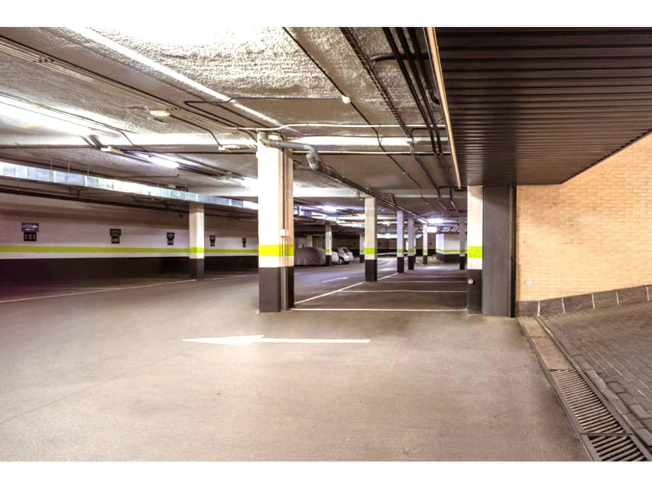 Ufficio da affittare in Madrid citta con garage - 4.524 € (Rif: 7618832)