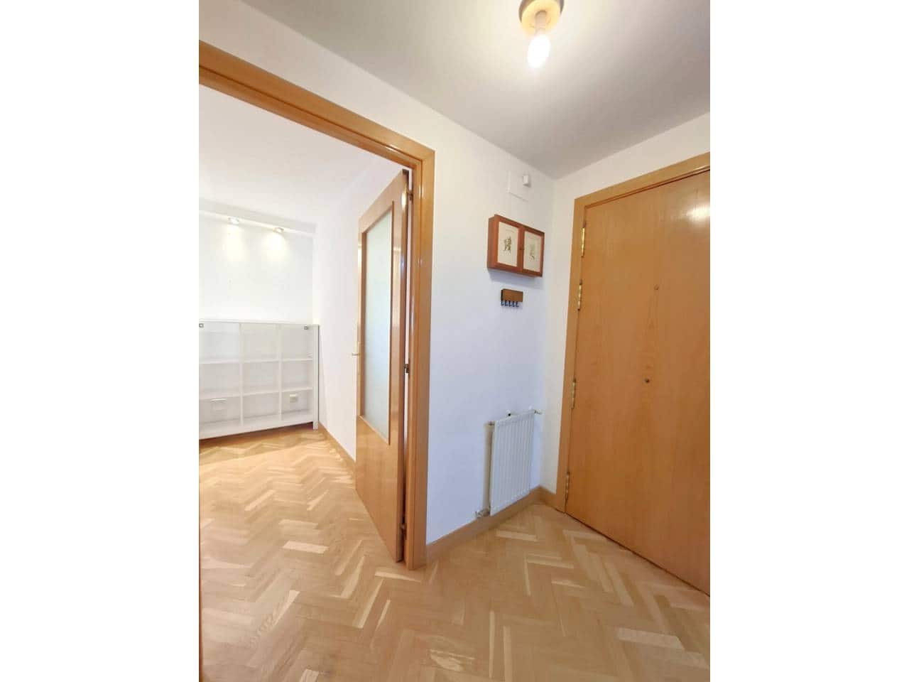 Piso de 2 habitaciones en Madrid ciudad en alquiler con piscina garaje - 1.300 € (Ref: 7754486)