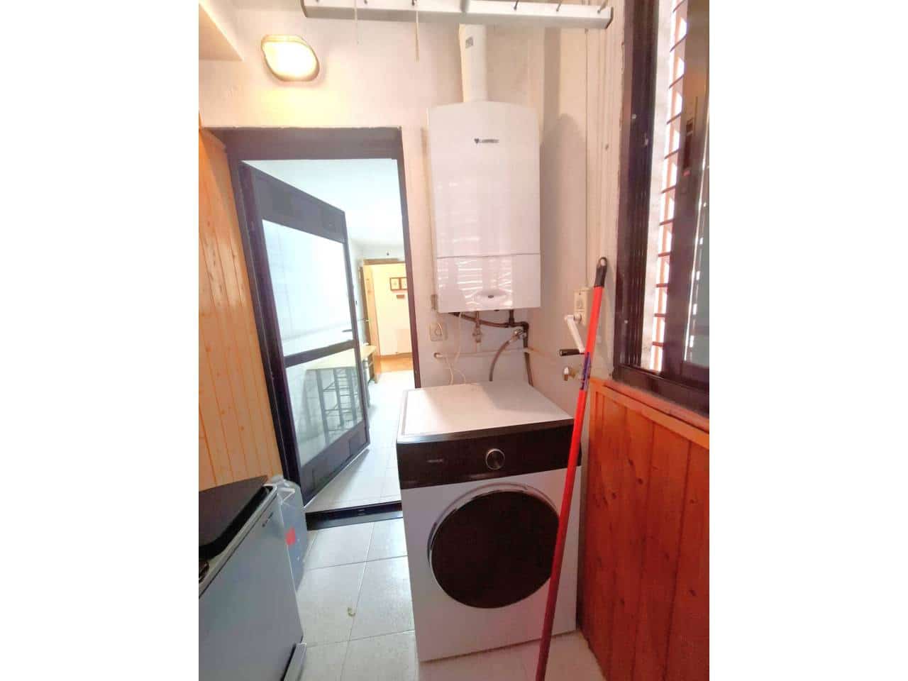 Piso de 2 habitaciones en Madrid ciudad en alquiler con piscina garaje - 1.300 € (Ref: 7754486)