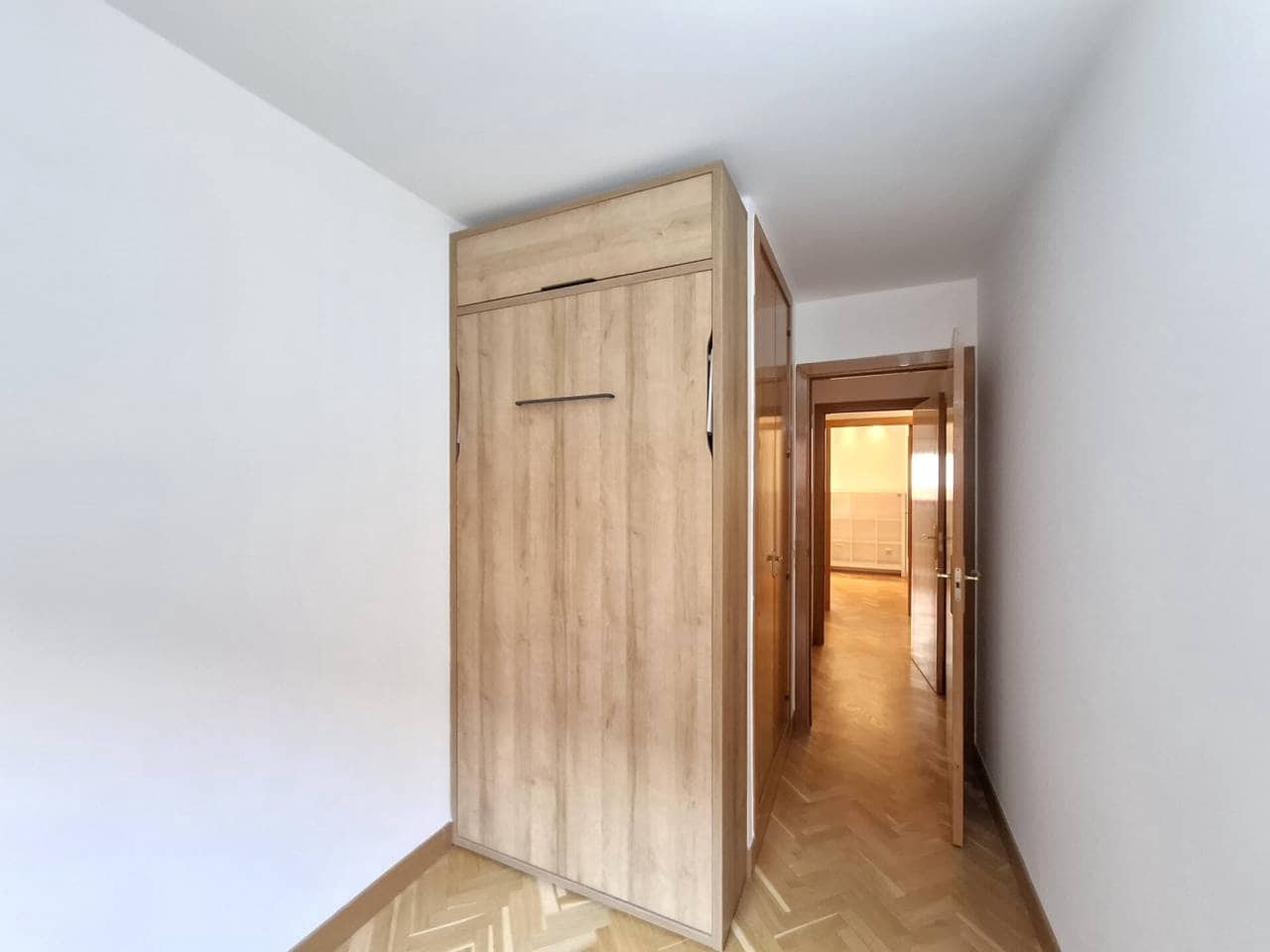 Piso de 2 habitaciones en Madrid ciudad en alquiler con piscina garaje - 1.300 € (Ref: 7754486)