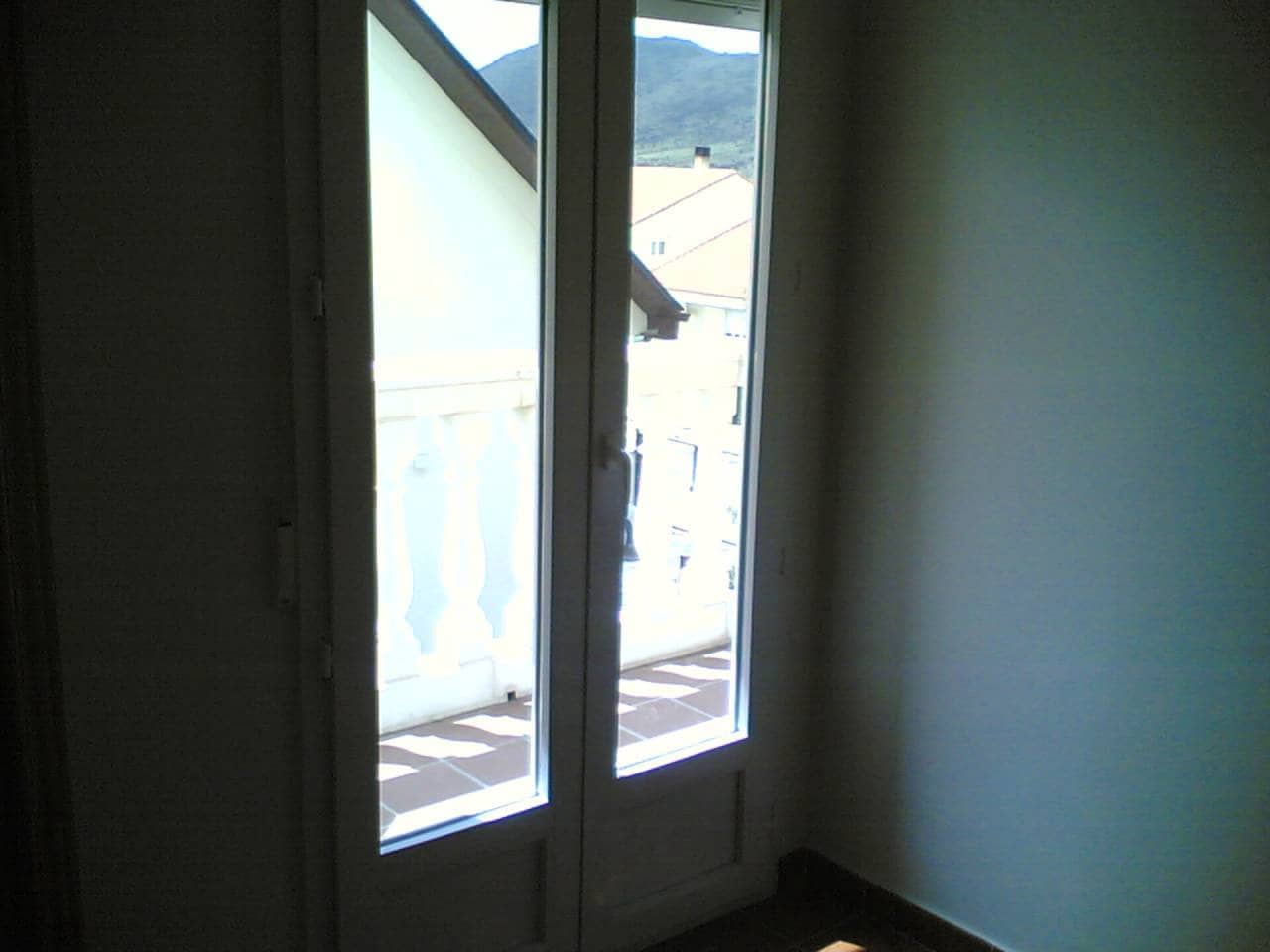 3 sypialnia Willa do wynajęcia w Los Angeles de San Rafael z basenem garażem - 1 300 € (Ref: 7848781)