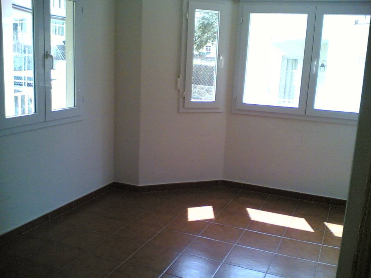 3 sypialnia Willa do wynajęcia w Los Angeles de San Rafael z basenem garażem - 1 300 € (Ref: 7848781)