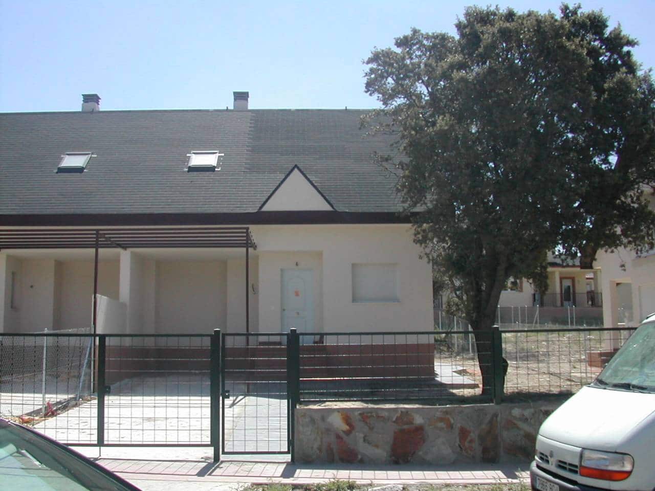 3 sypialnia Willa do wynajęcia w Los Angeles de San Rafael z basenem garażem - 1 300 € (Ref: 7848781)