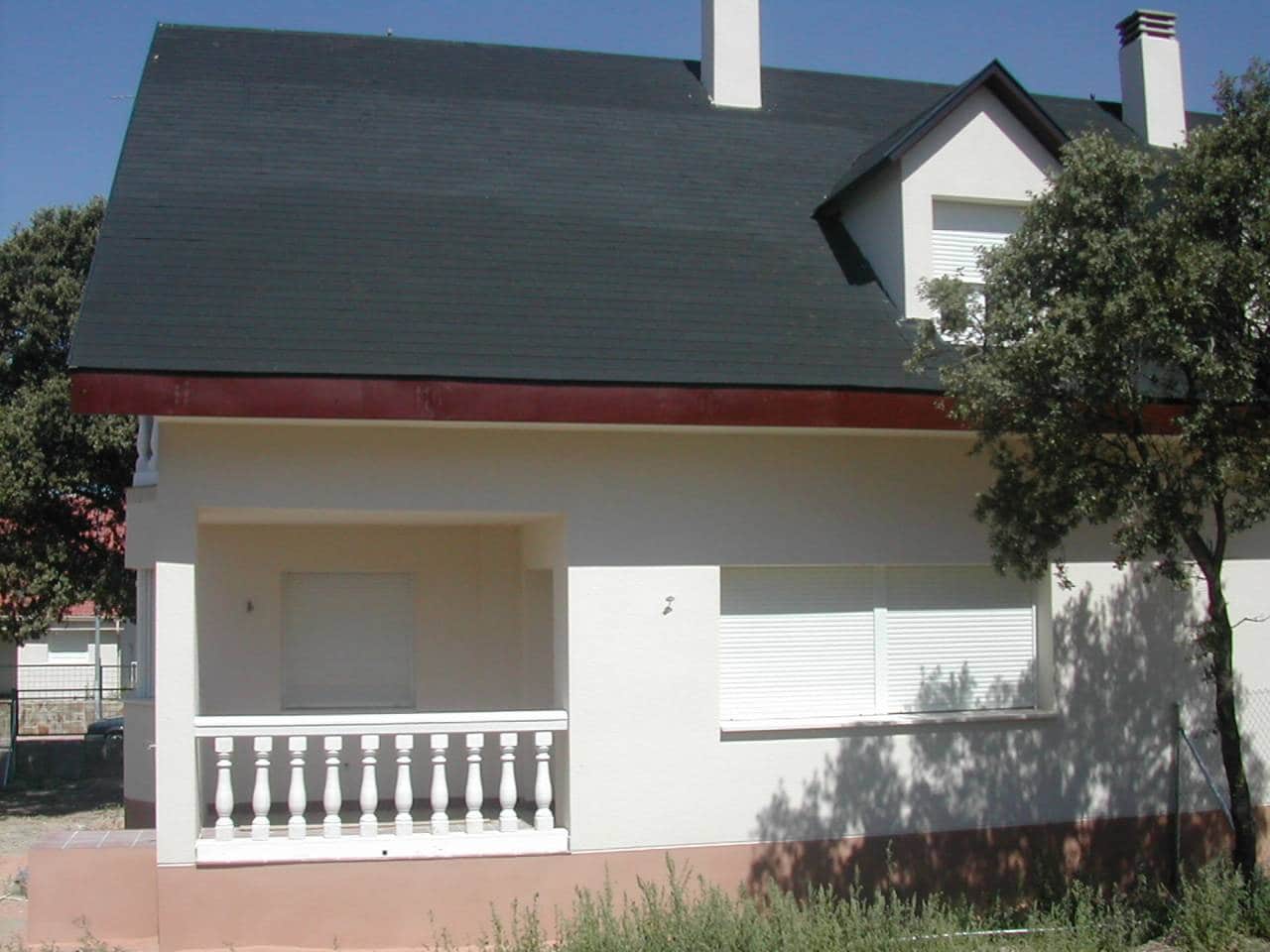 3 sypialnia Willa do wynajęcia w Los Angeles de San Rafael z basenem garażem - 1 300 € (Ref: 7848781)
