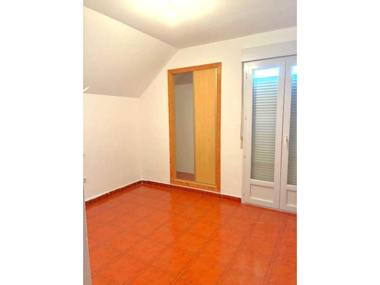 Chalet de 3 habitaciones en Los Angeles de San Rafael en alquiler con piscina garaje - 1.300 € (Ref: 7848781)