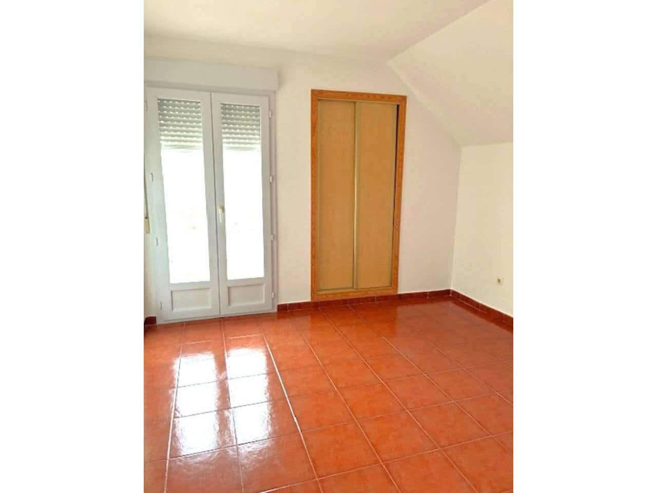 Chalet de 3 habitaciones en Los Angeles de San Rafael en alquiler con piscina garaje - 1.300 € (Ref: 7848781)