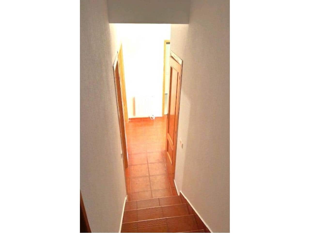 Chalet de 3 habitaciones en Los Angeles de San Rafael en alquiler con piscina garaje - 1.300 € (Ref: 7848781)