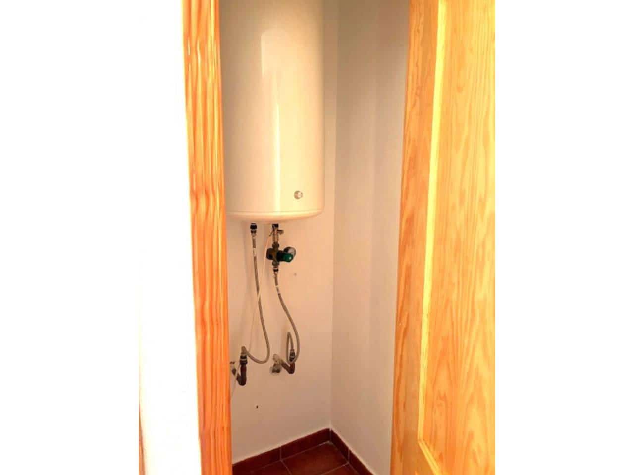 Chalet de 3 habitaciones en Los Angeles de San Rafael en alquiler con piscina garaje - 1.300 € (Ref: 7848781)