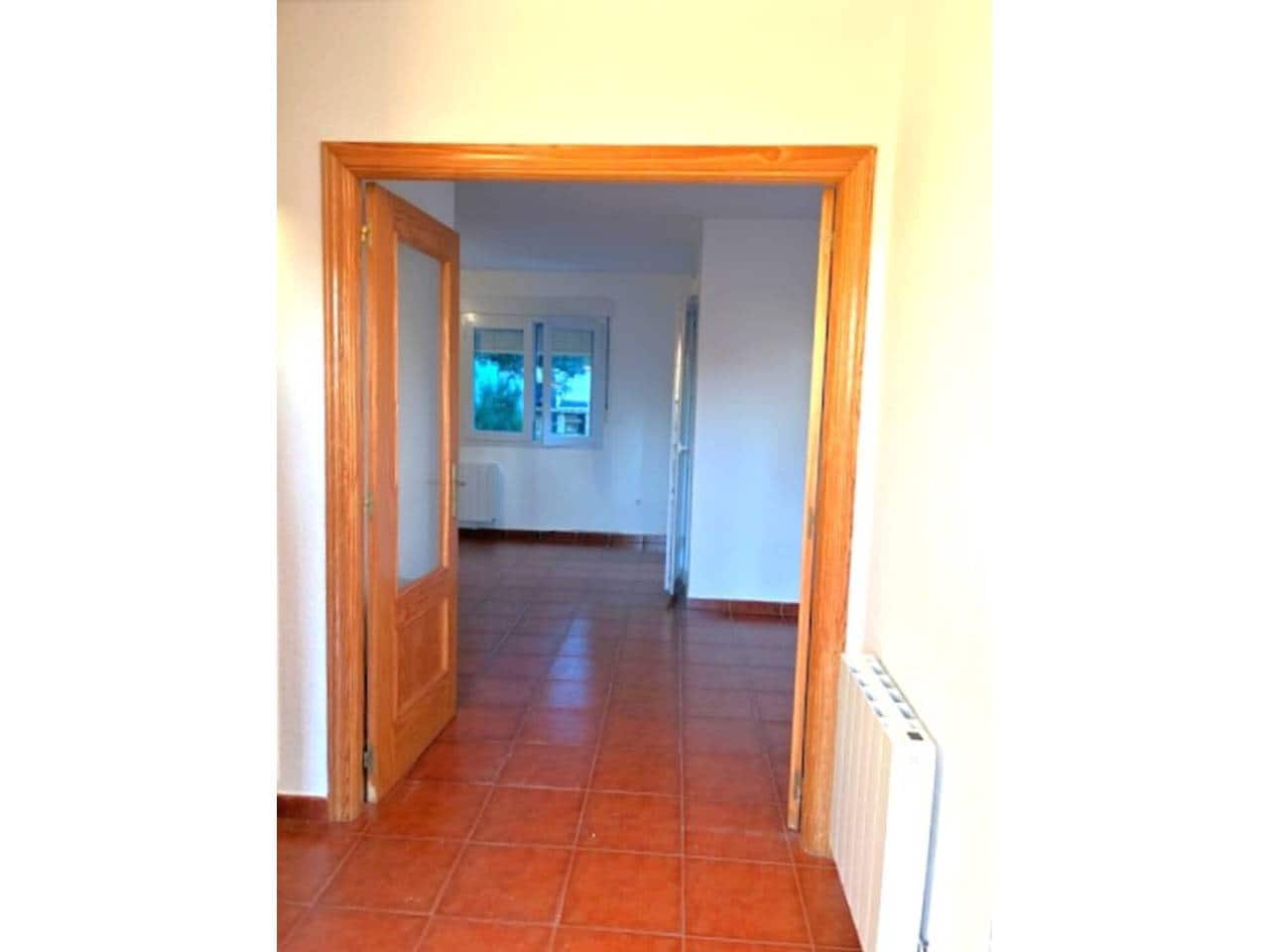 Chalet de 3 habitaciones en Los Angeles de San Rafael en alquiler con piscina garaje - 1.300 € (Ref: 7848781)