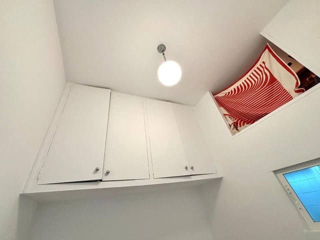 1 soveværelse Studio til leje i Justicia, Madrid by - € 890 (Ref: 7848782)