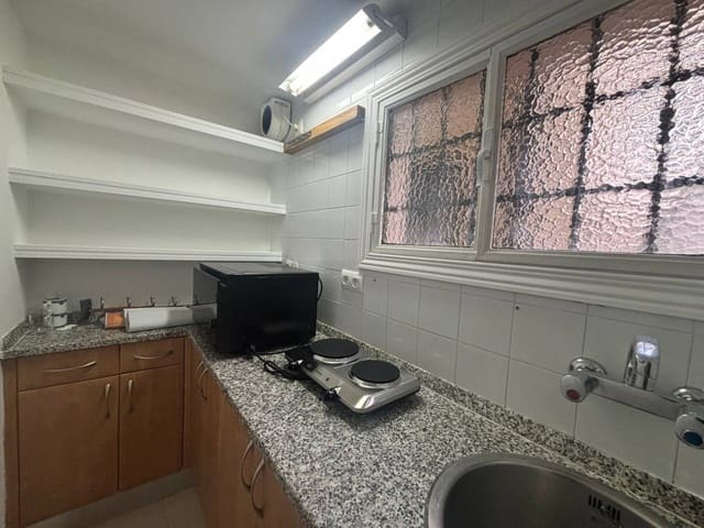 1 soveværelse Studio til leje i Justicia, Madrid by - € 890 (Ref: 7848782)