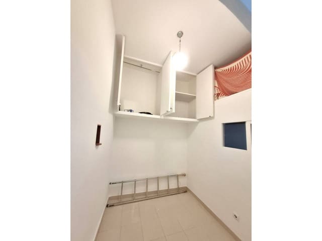 Studio de 1 chambre à louer à Madrid ville - 800 € (Ref: 7848782)