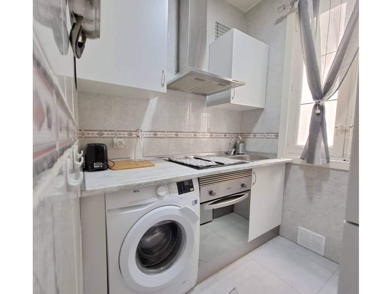 1 bedroom Flat for rent in Madrid city - € 920 (Ref: 7918489)