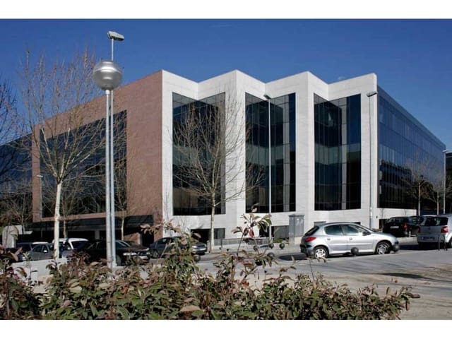 Kontor til leje i San Sebastián de los Reyes med garage - € 1.340 (Ref: 7923096)