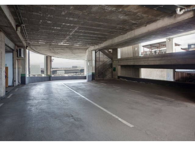 Toimisto vuokrattavana paikassa Valverde, Madrid kaupunki - 15 392 € (Ref: 8024030)