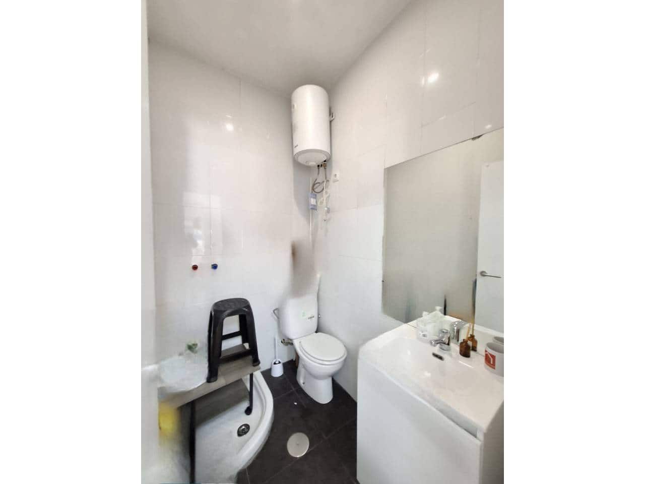 1 soverom Kommersiell til leie i Madrid by - € 750 (Ref: 8075252)