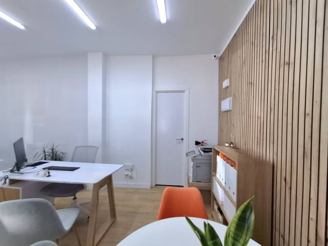1 soverom Kommersiell til leie i Madrid by - € 750 (Ref: 8075252)