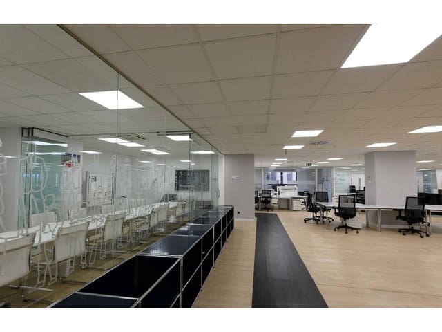 Kontor til leje i Valverde, Madrid by - € 15.390 (Ref: 8173854)