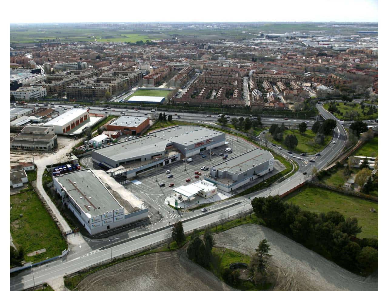 Erhverv til leje i Pinto med garage - € 3.427 (Ref: 8198291)