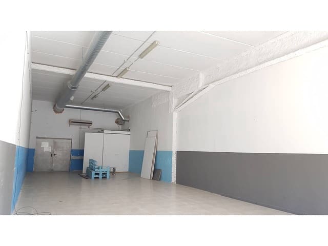 Commercieel te huur in Pinto met garage - € 3.427 (Ref: 8198291)