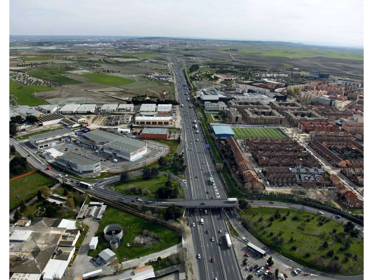 Erhverv til leje i Pinto med garage - € 3.427 (Ref: 8198291)