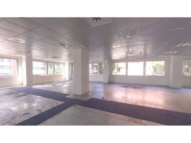 Kontor att hyra i Tetuán, Madrid stad med garage - 10 815 € (Ref: 8205732)